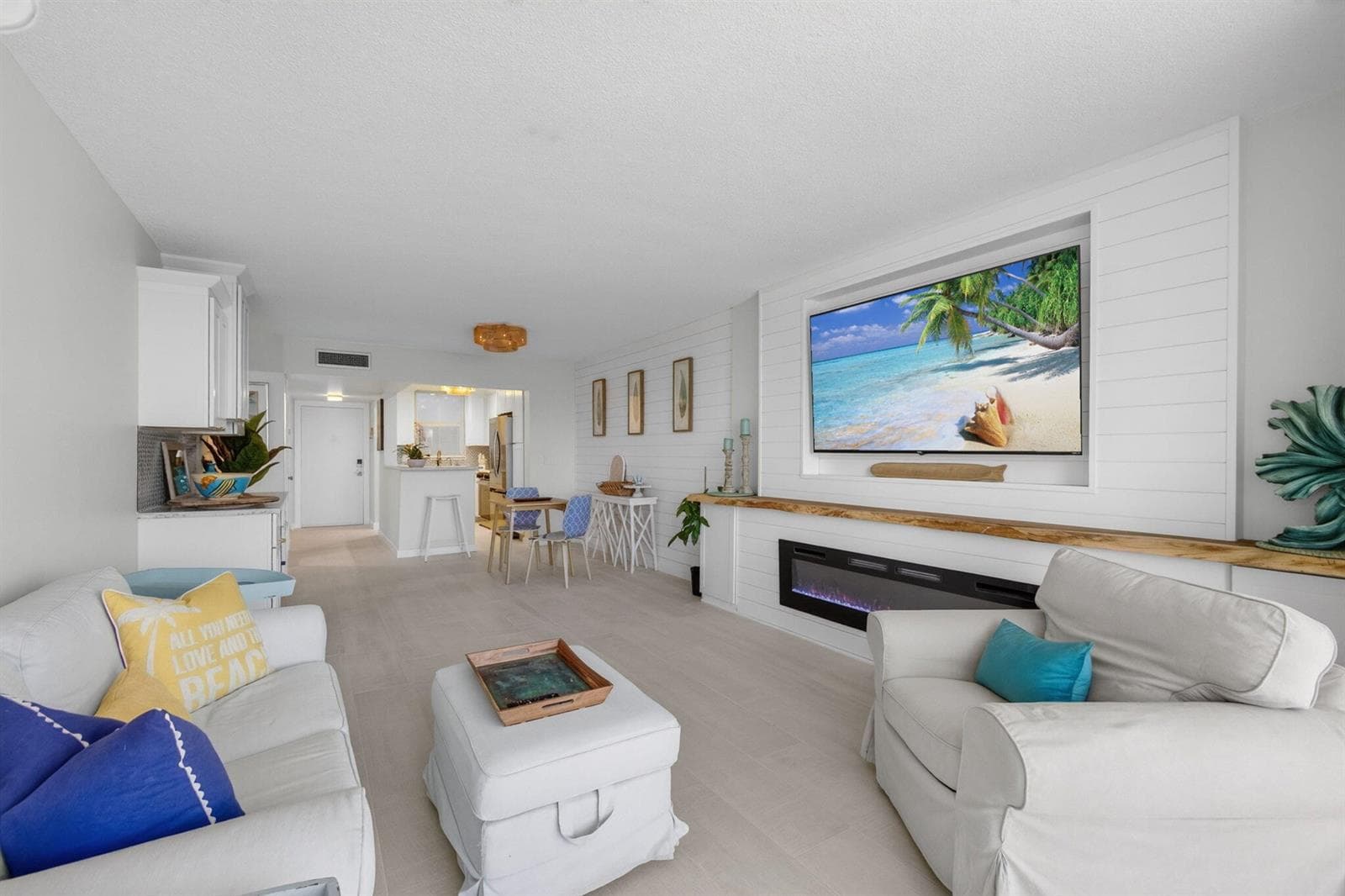 100 Paradise Harbour Boulevard 307 photo 15