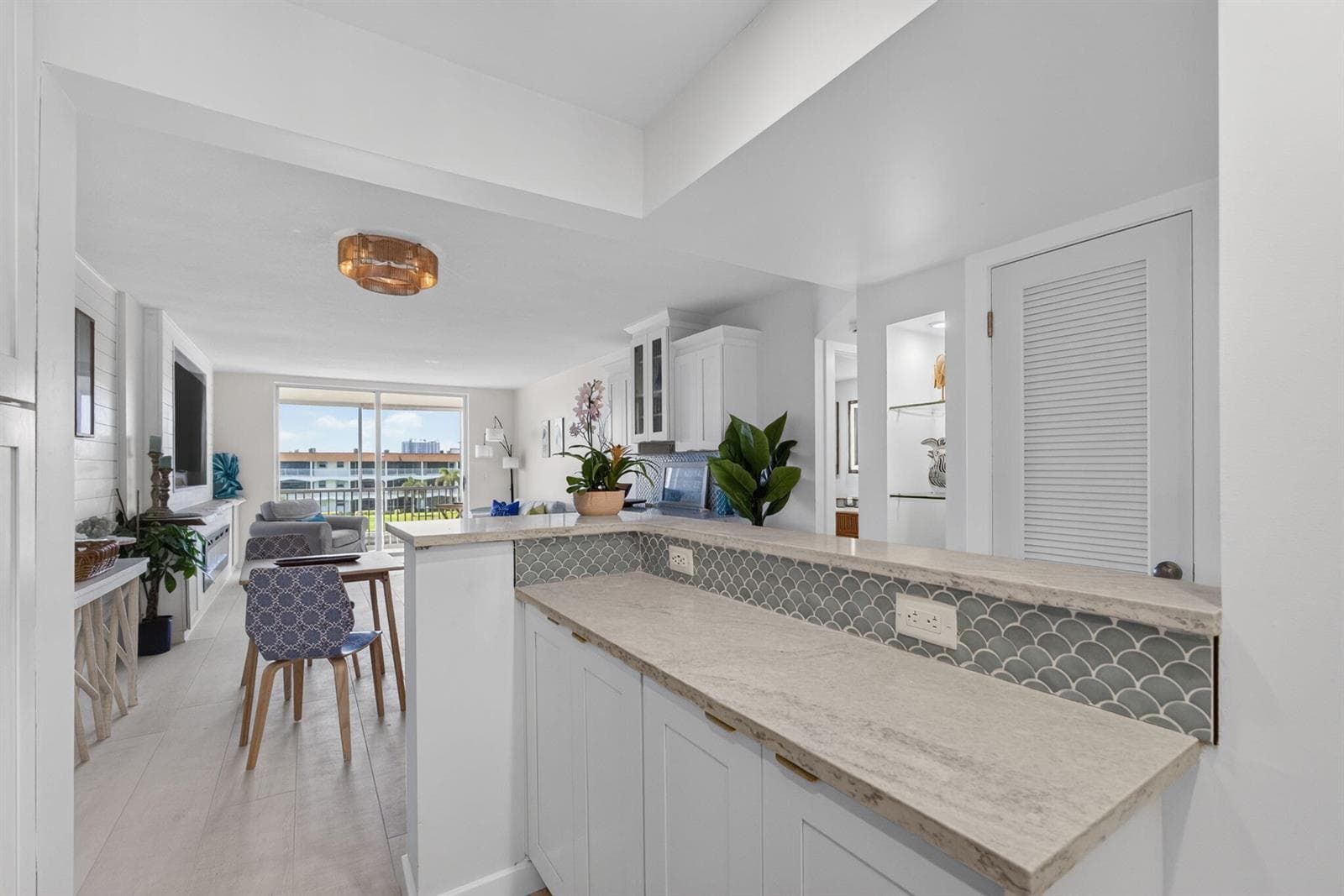 100 Paradise Harbour Boulevard 307 photo 8