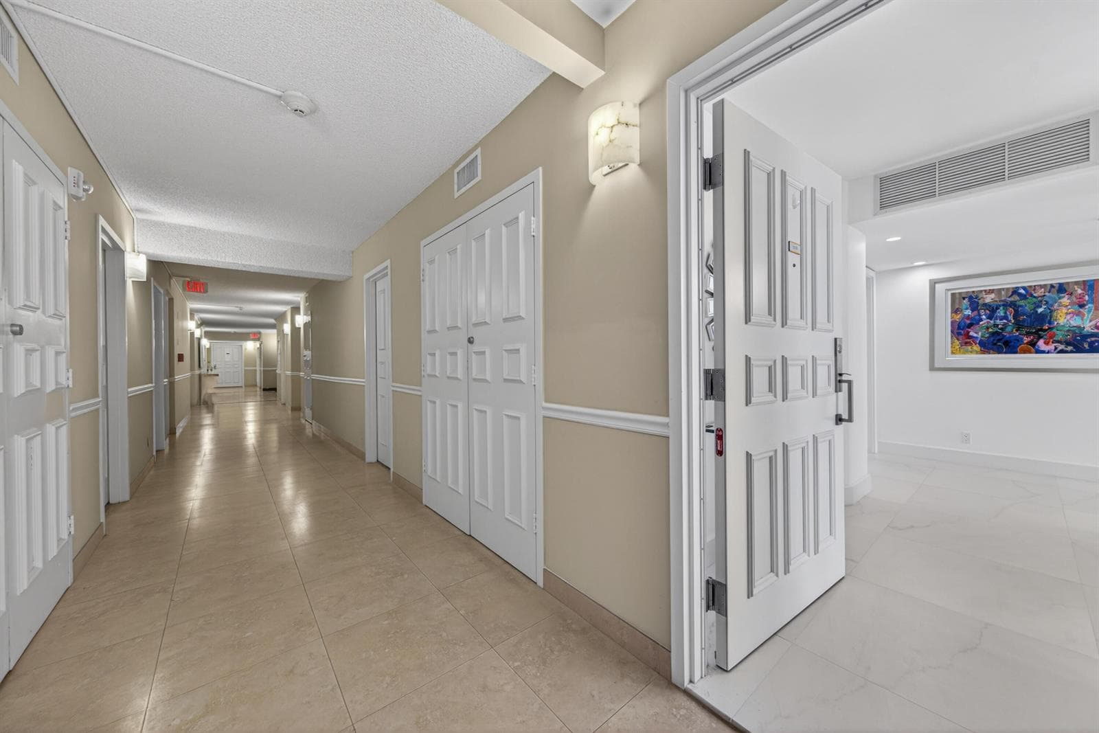 2200 S Ocean Lane 909 photo 23