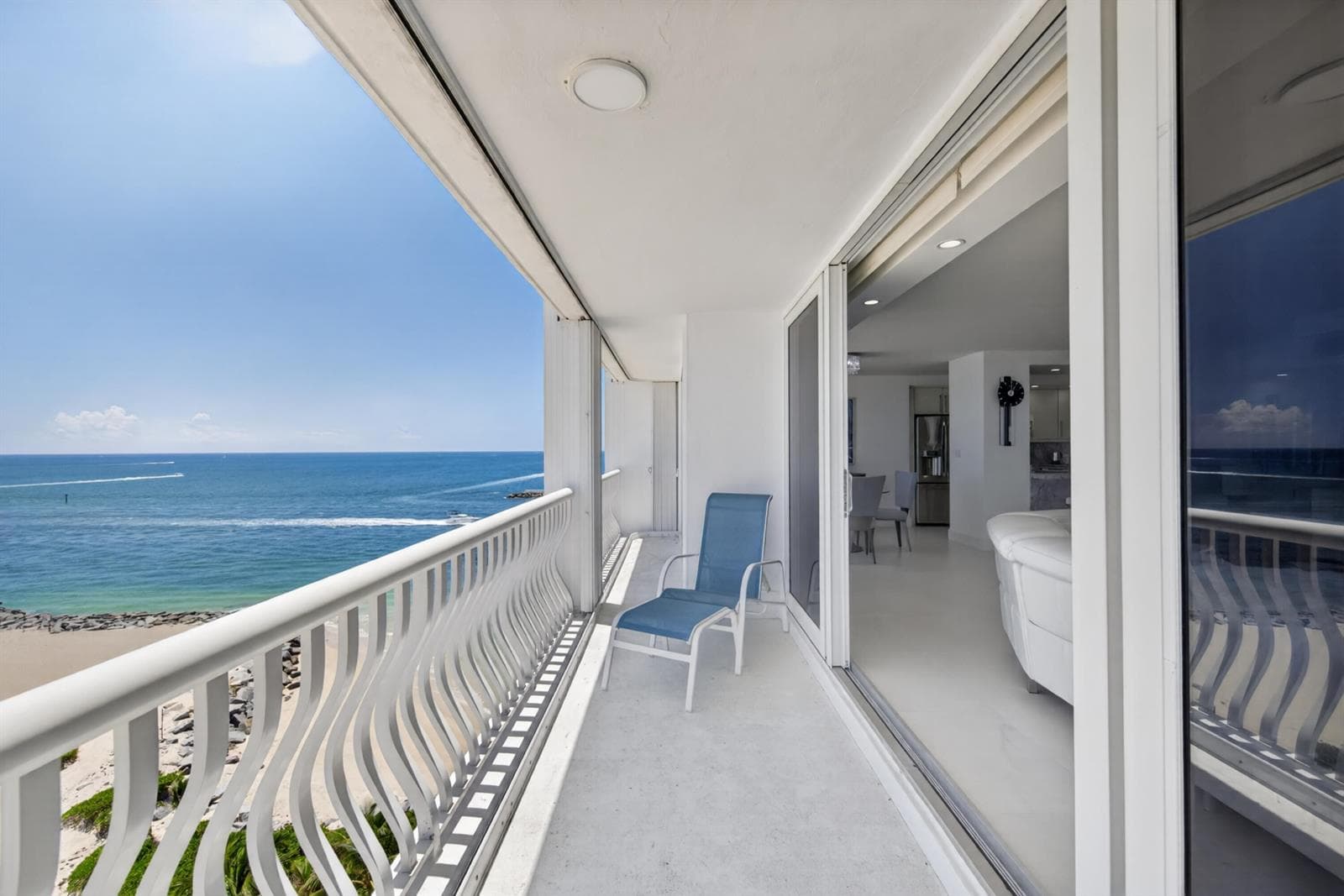 2200 S Ocean Lane 909 photo 12