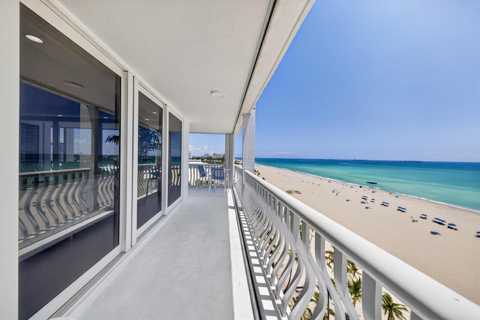 2200 S Ocean Lane 909 photo 15