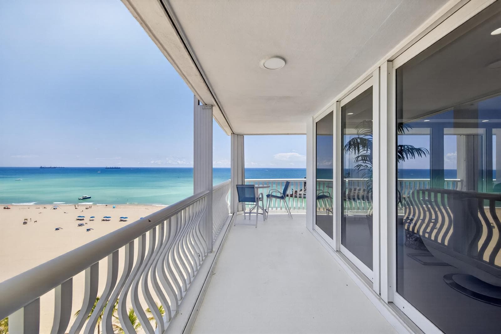 2200 S Ocean Lane 909 photo 19