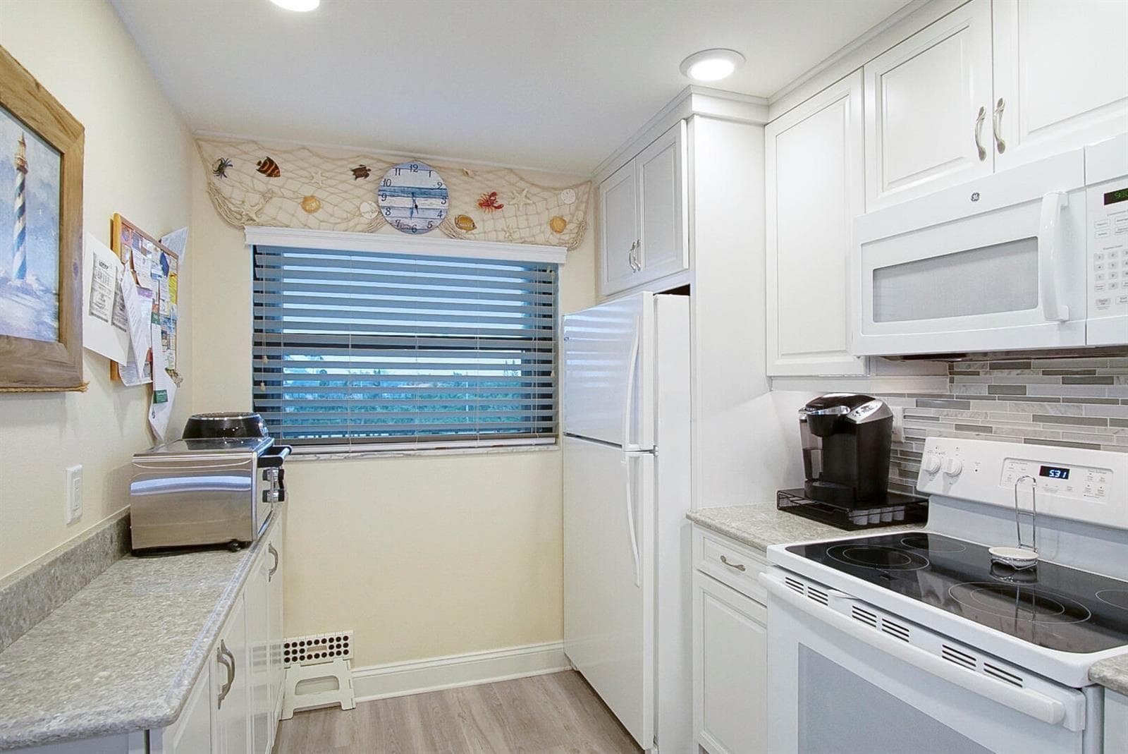 10310 S Ocean Drive 405 photo 16