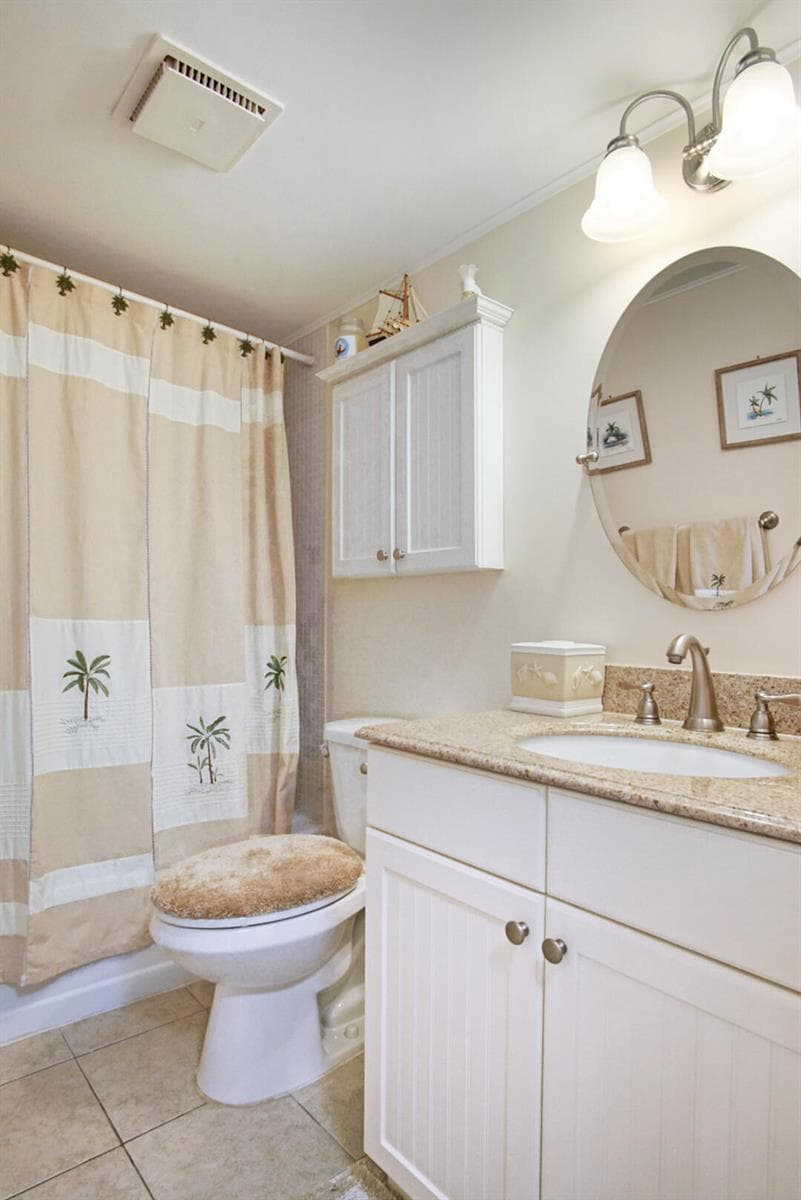 10310 S Ocean Drive 405 photo 24