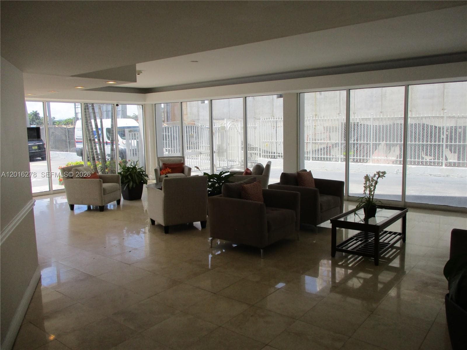 5313 Collins Ave 1111 photo 3