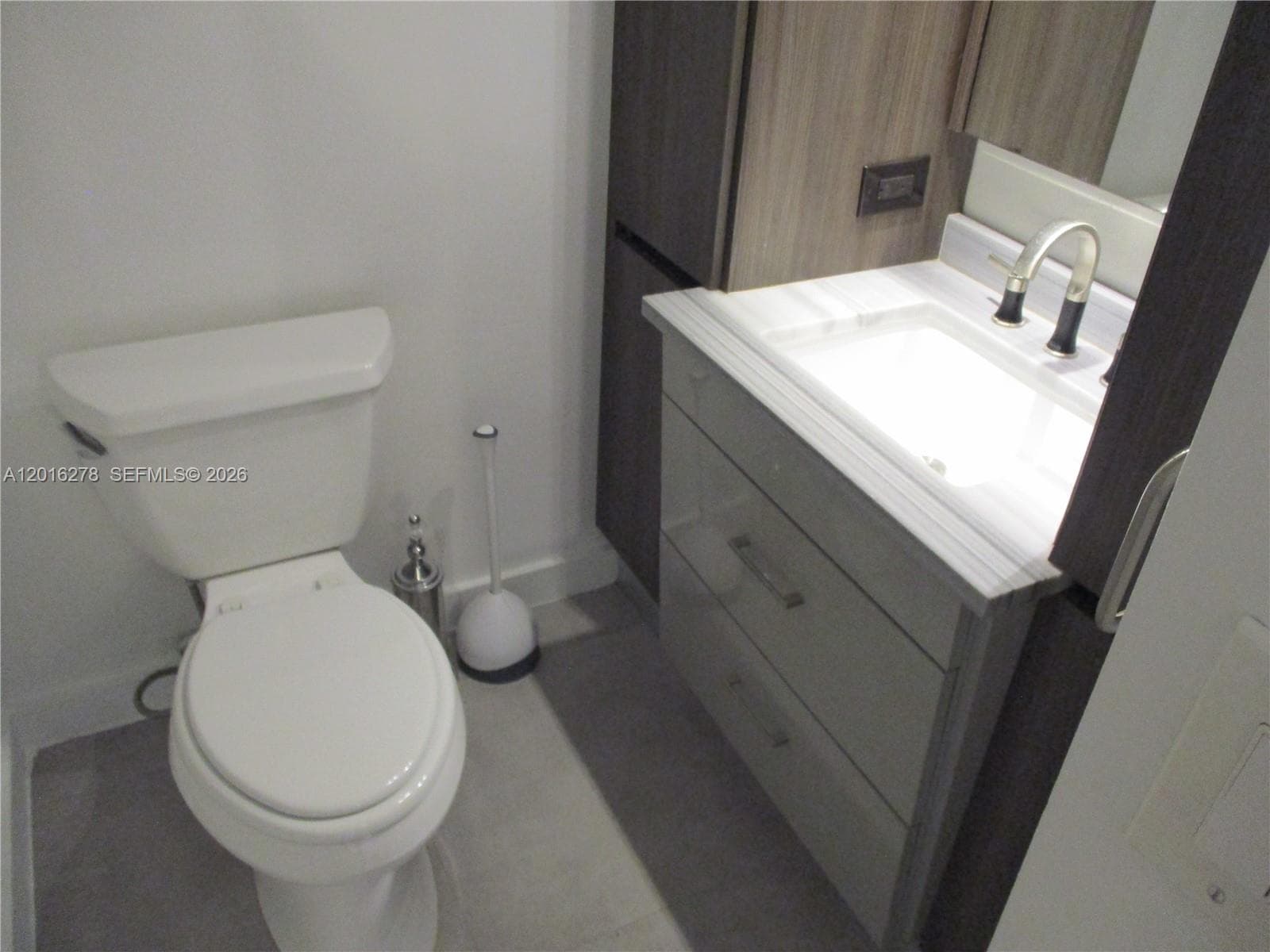 5313 Collins Ave 1111 photo 24