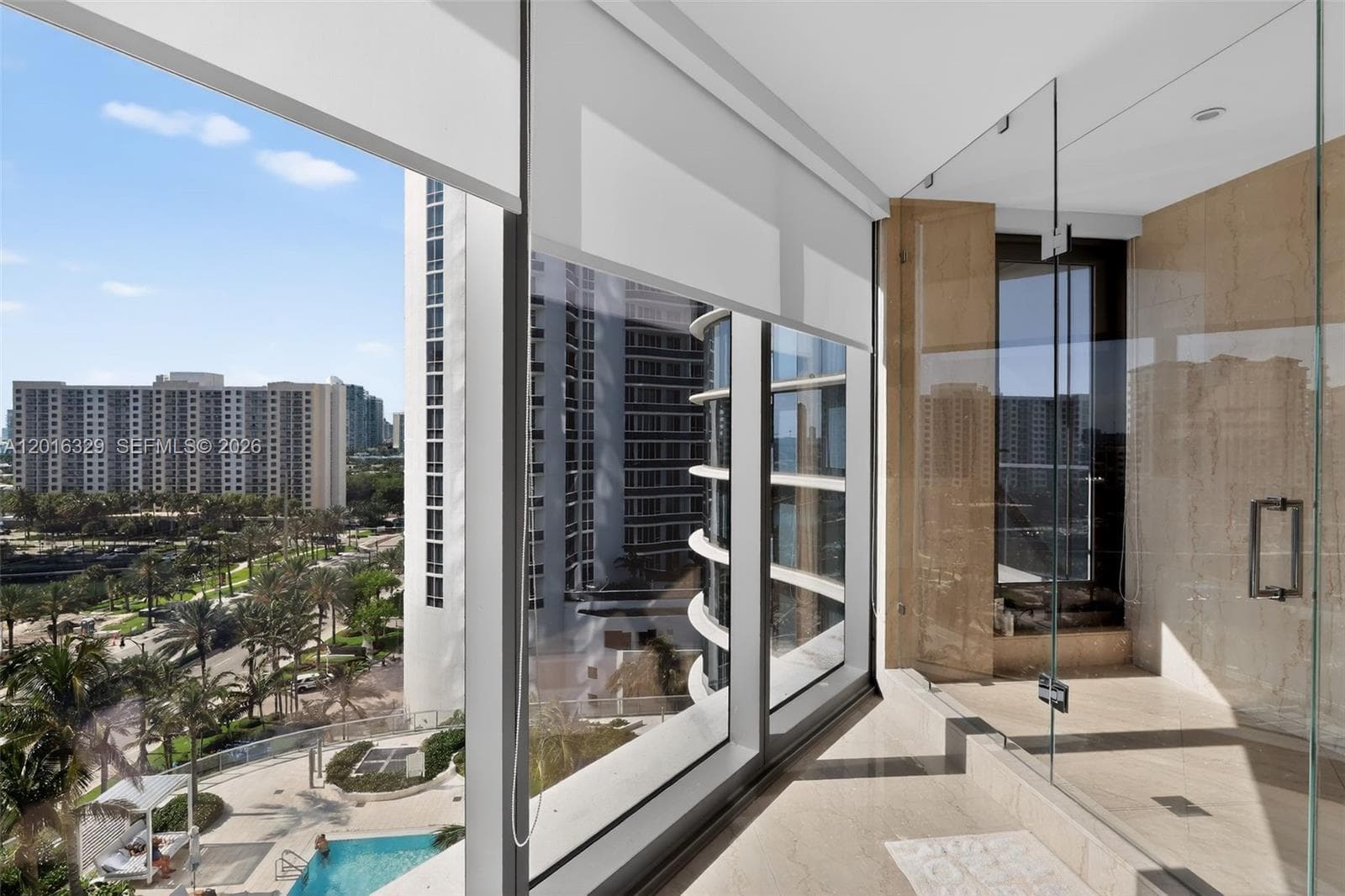 15701 Collins Ave 805 photo 8