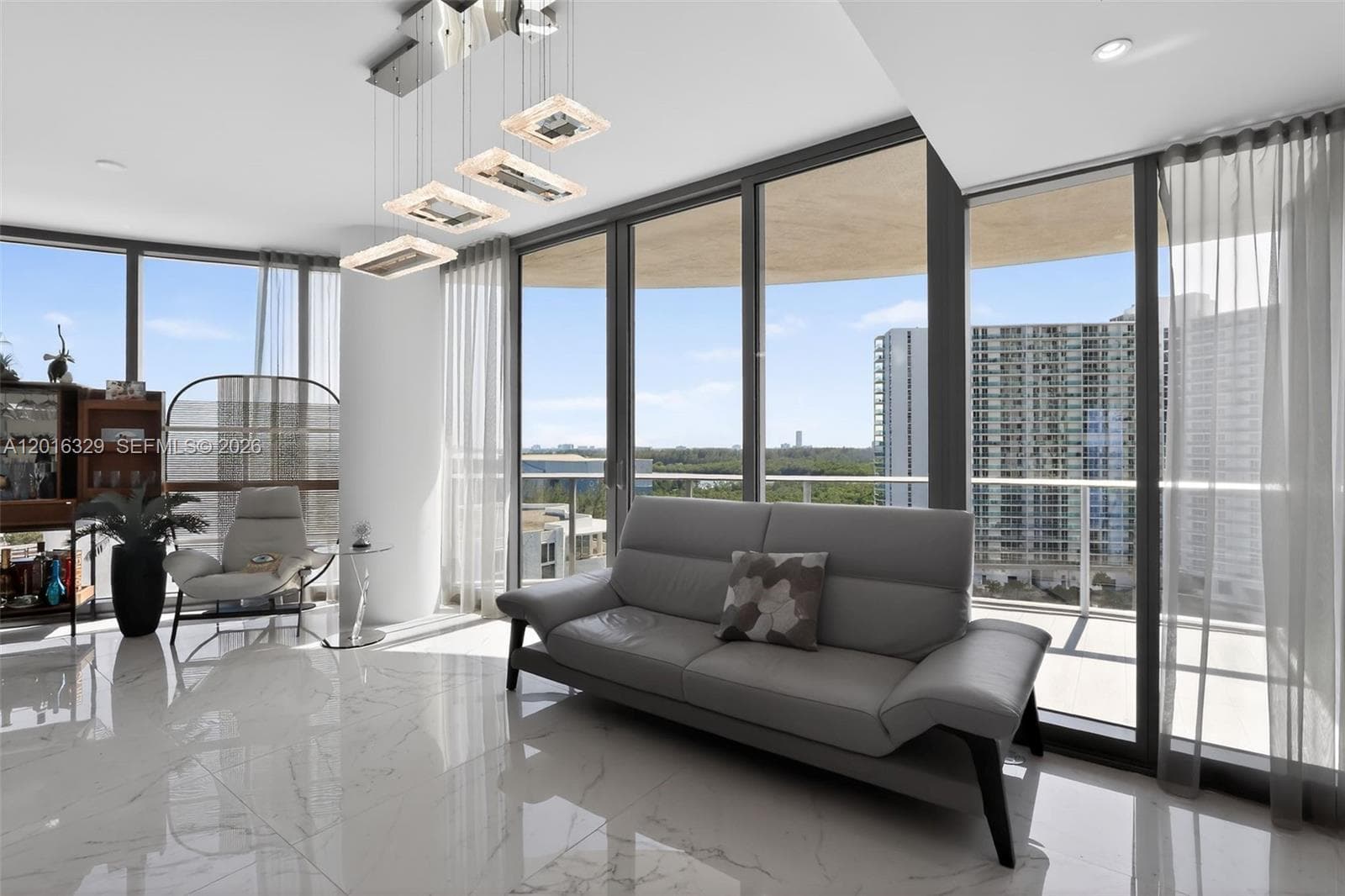 15701 Collins Ave 805 photo 21