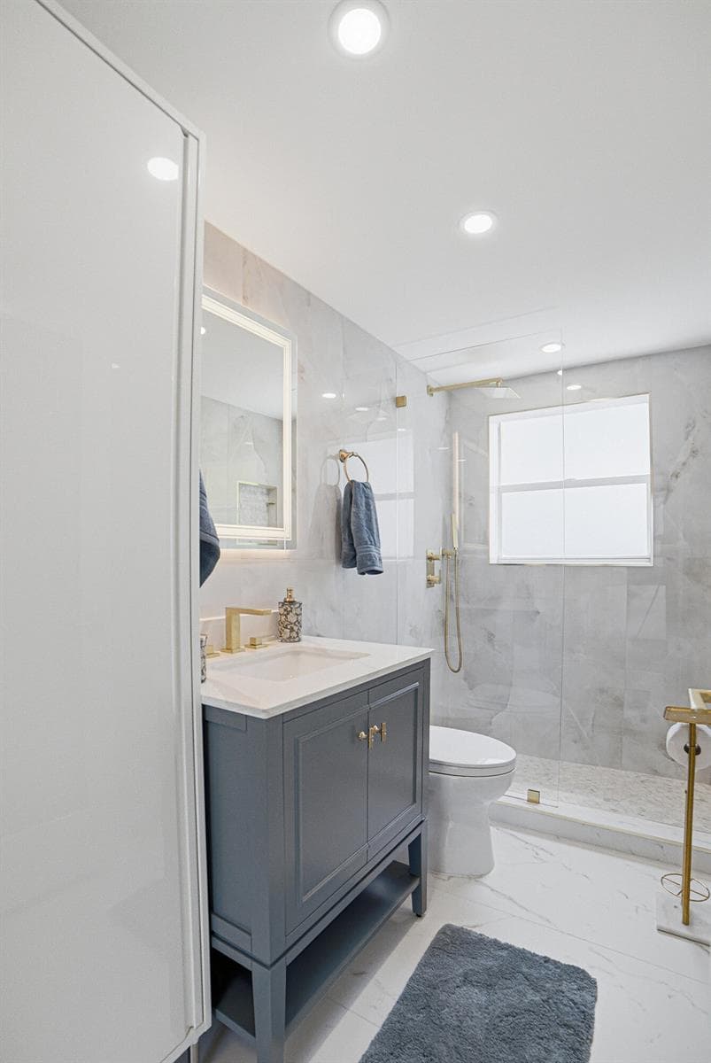 8 Briny Avenue 206 photo 15