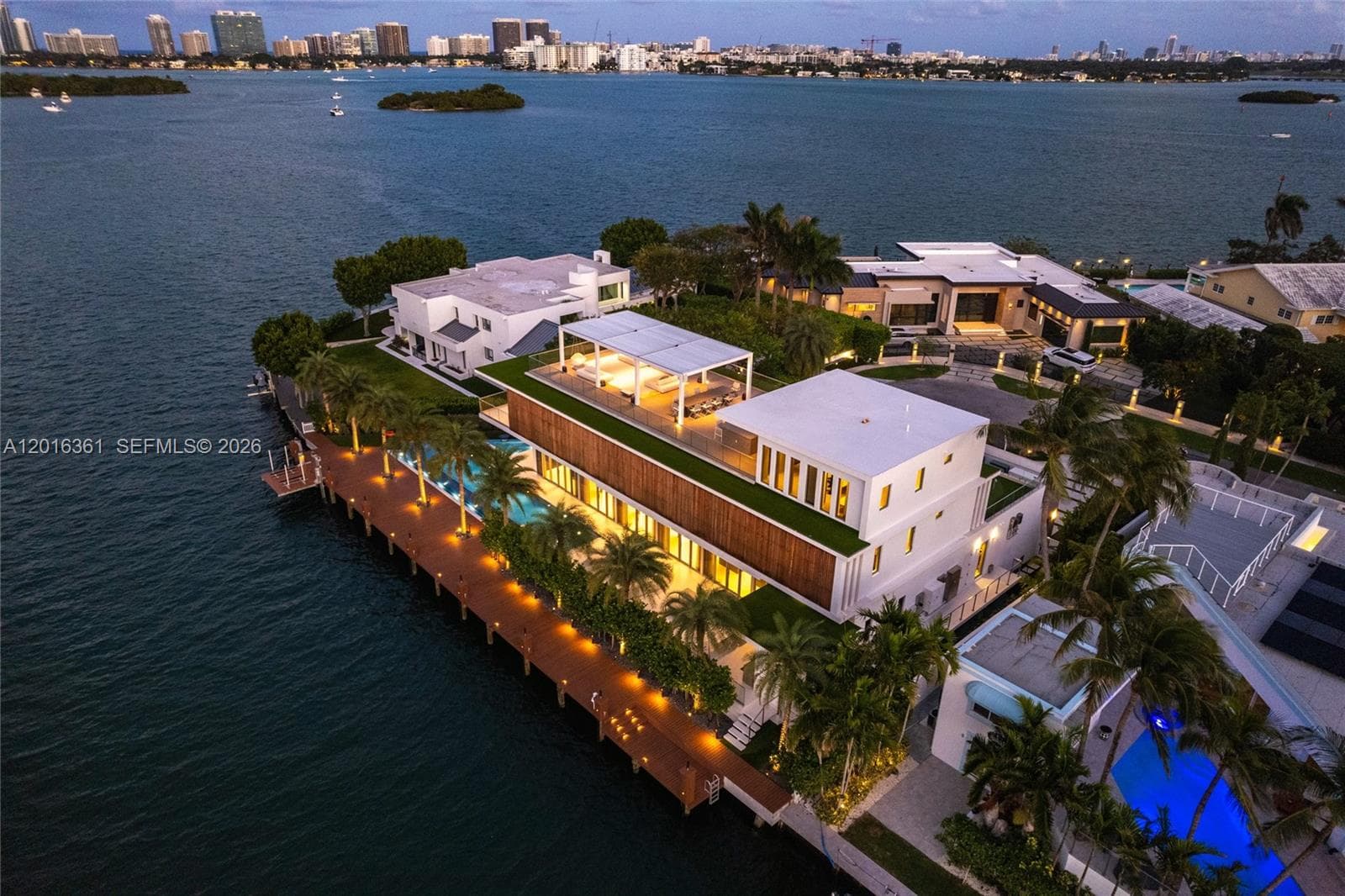 13390 Biscayne Bay Dr photo 2