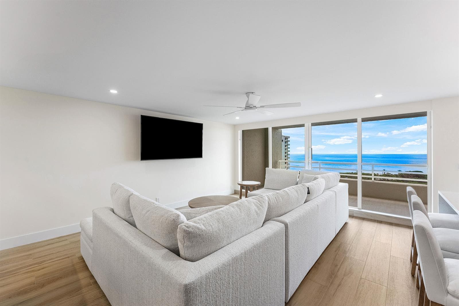 4201 N Ocean Boulevard 1407 photo 15