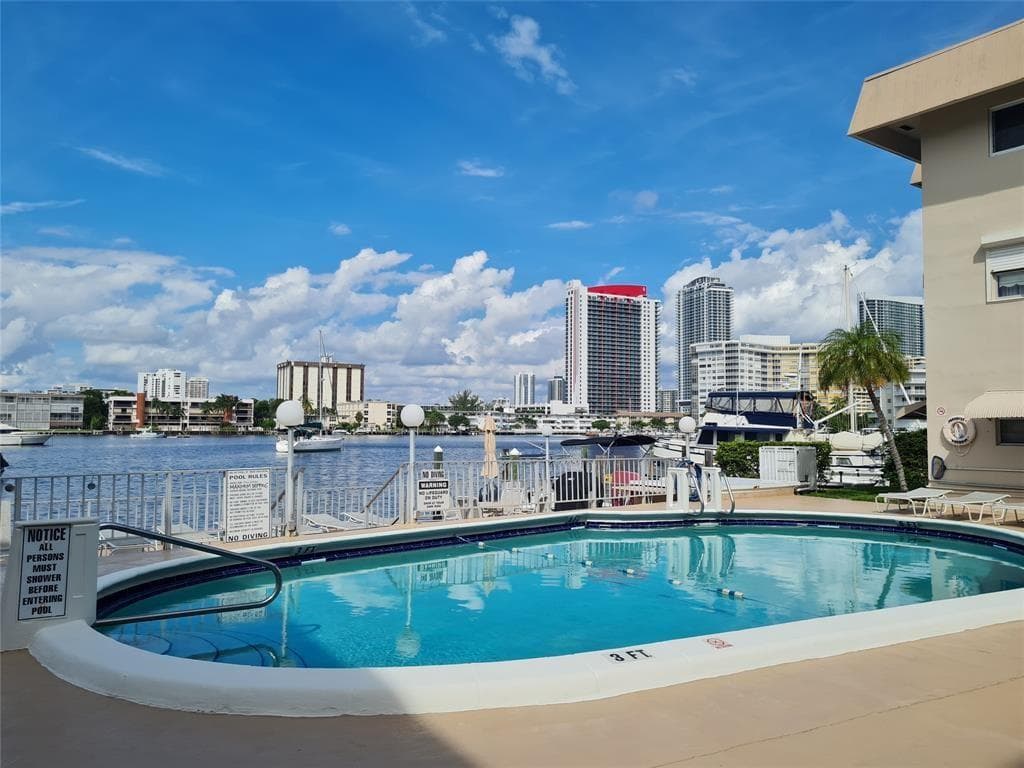 300 Golden Isles Drive 104 photo 19