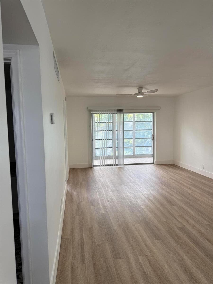 1400 NE 55th Street 206 photo 10