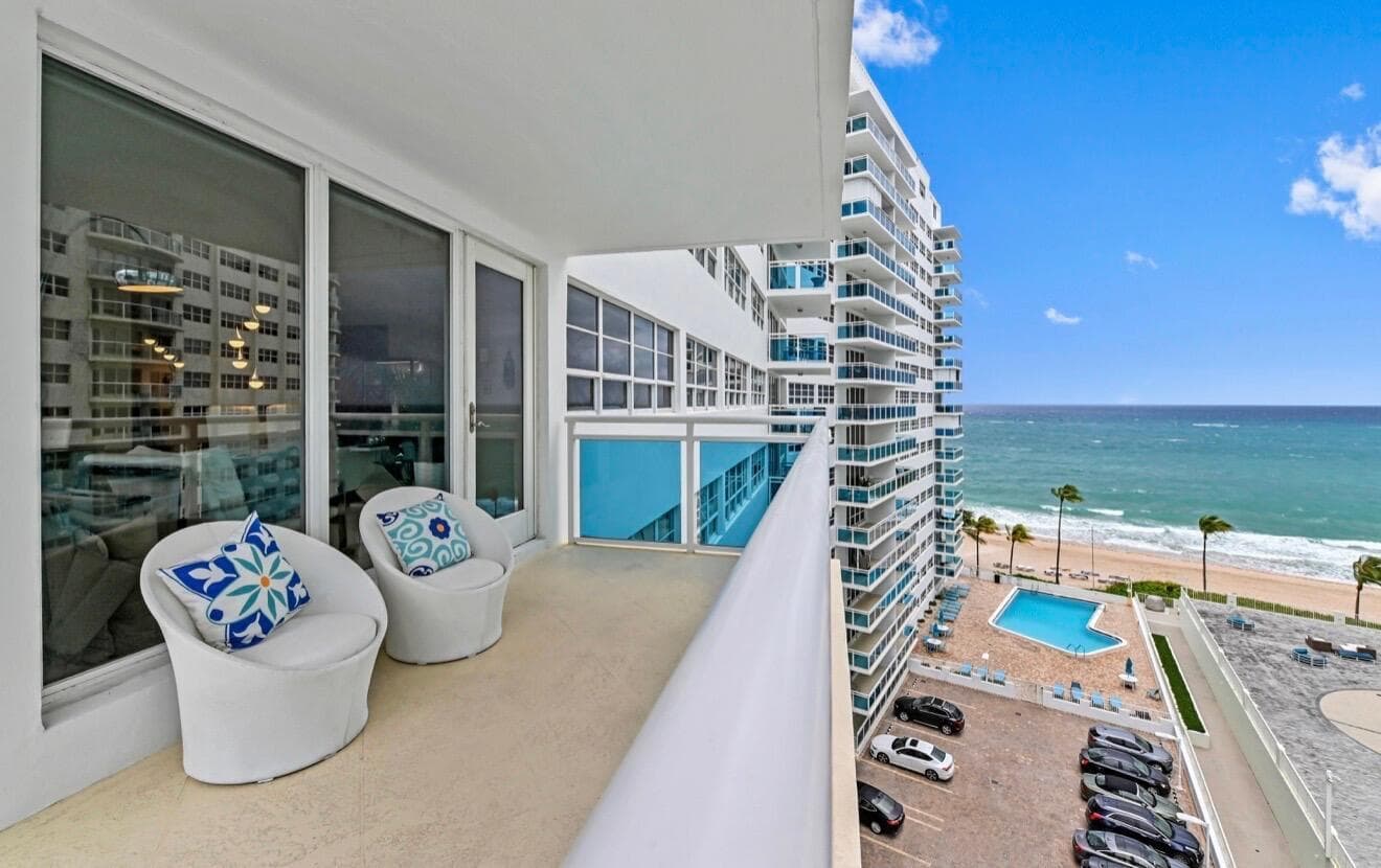 3430 Galt Ocean Drive 911 photo 17