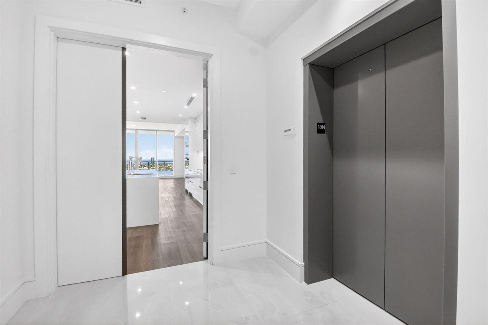 220 Lake Shore Drive 1808 photo 2