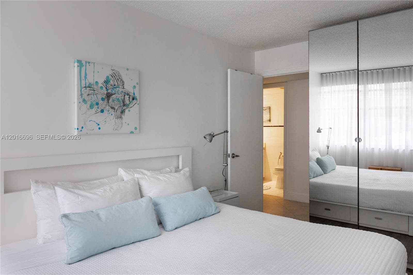 1817 S Ocean Dr 320 photo 17