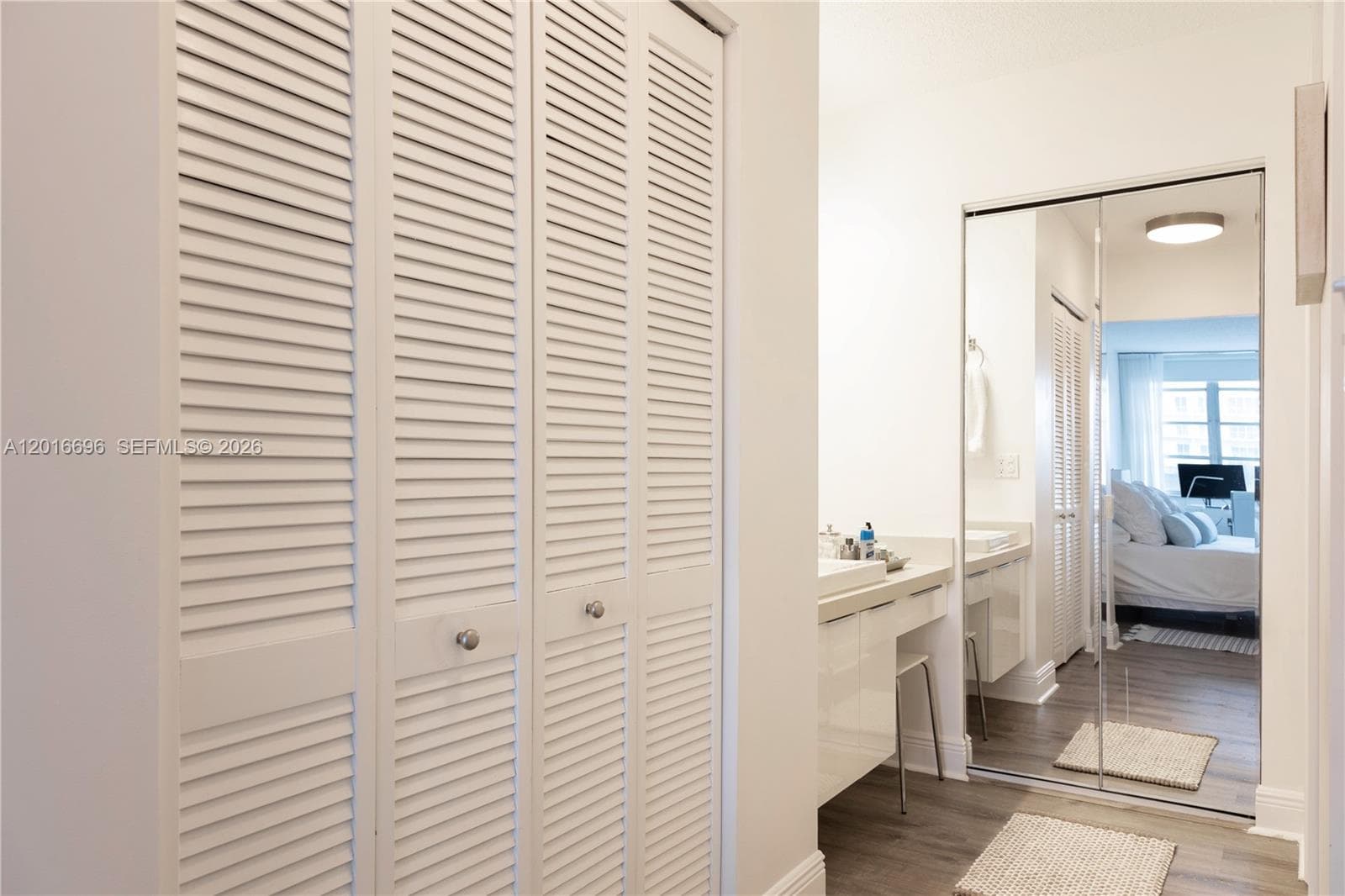 1817 S Ocean Dr 320 photo 25