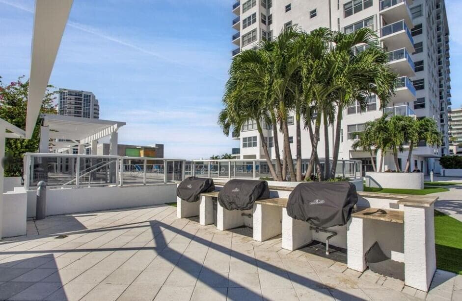 3015 N Ocean Boulevard 15a photo 18