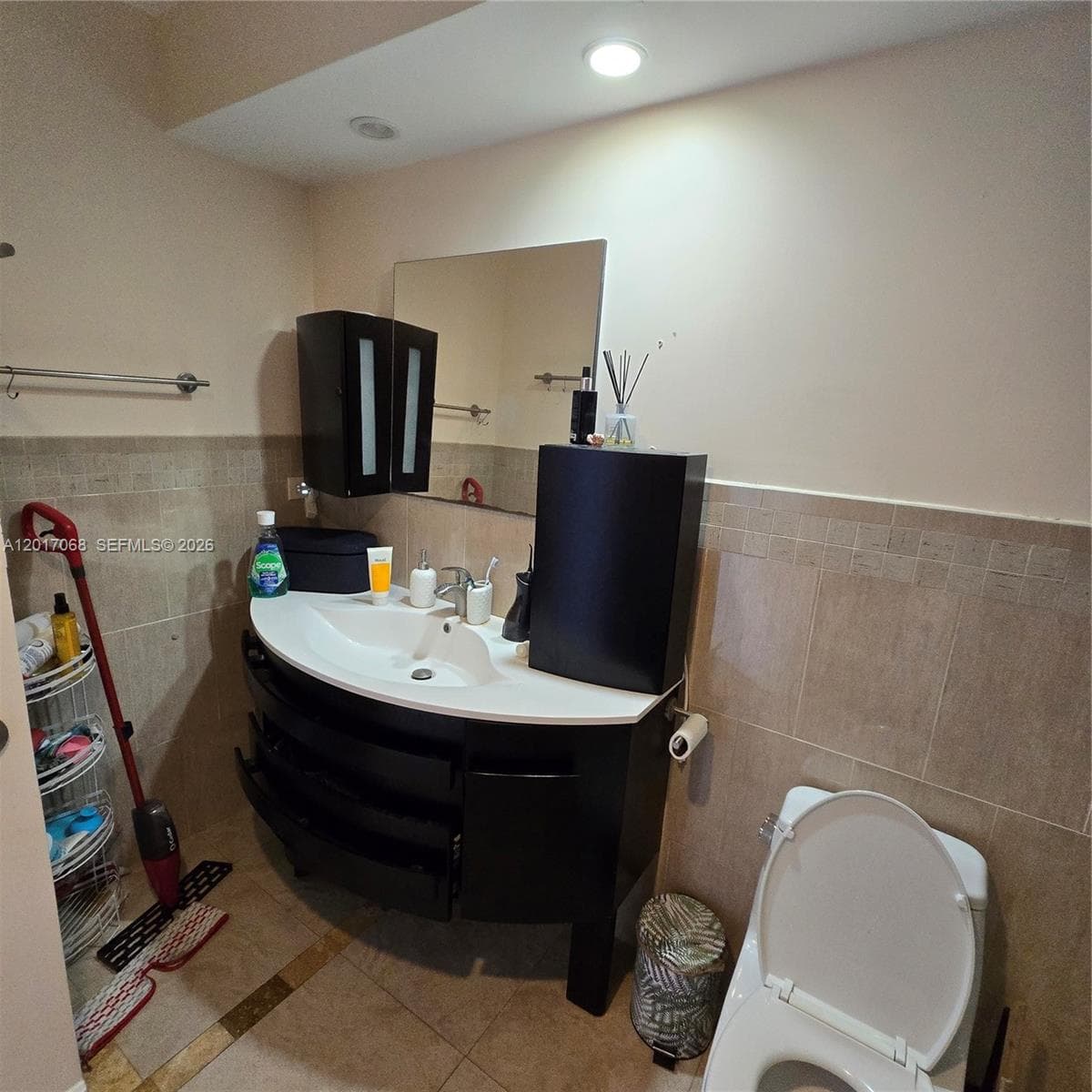 250 174th St 1020 photo 9
