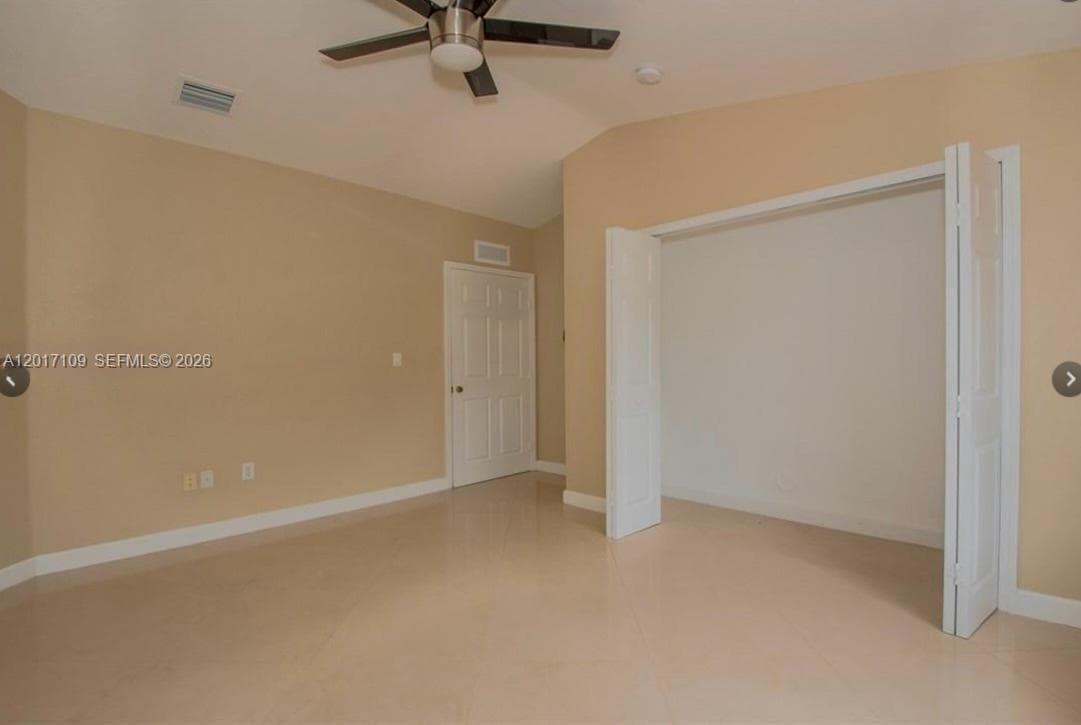 19596 130th Avenue Road photo 9