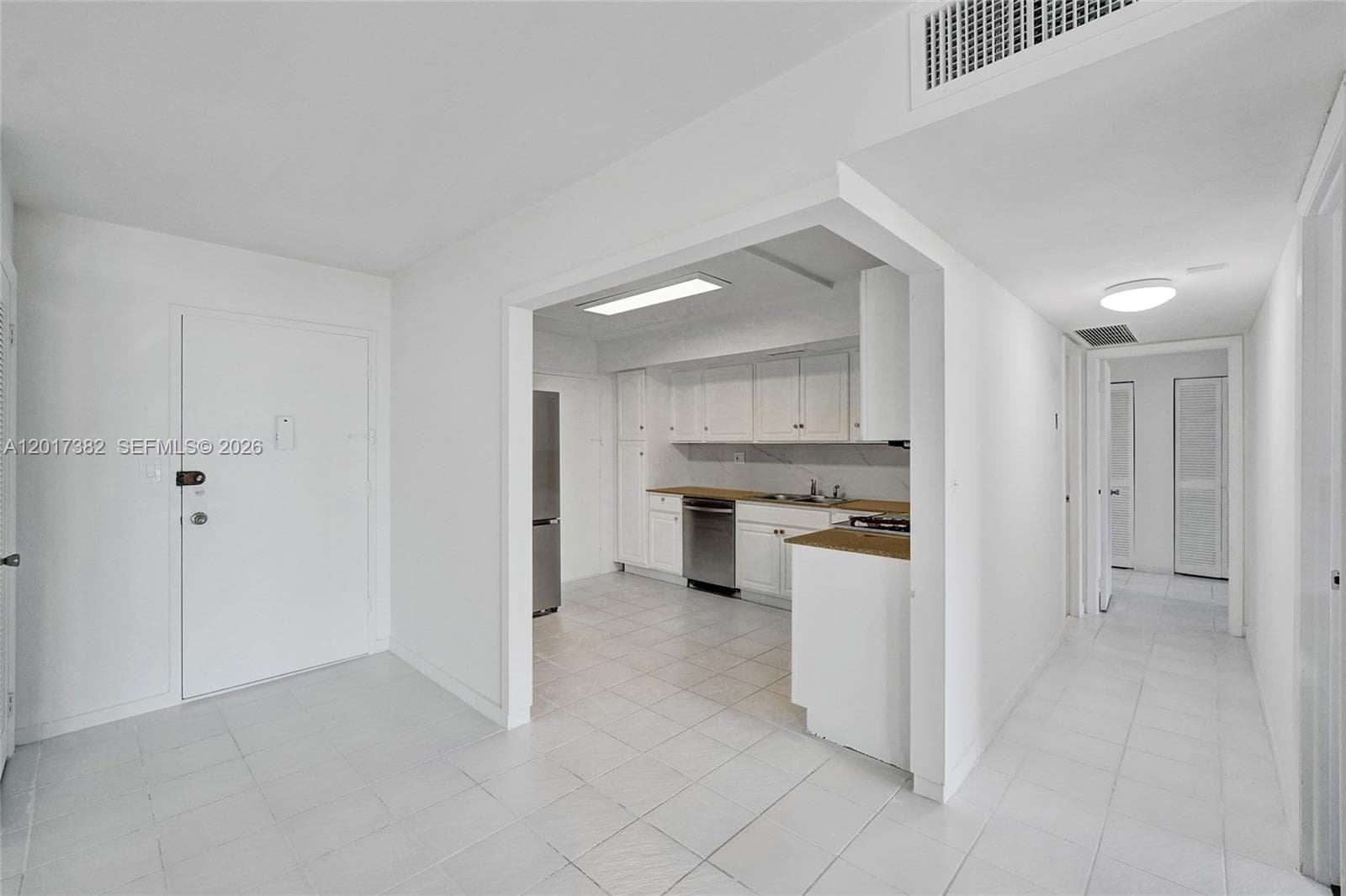 1600 S Ocean Dr 16B photo 14