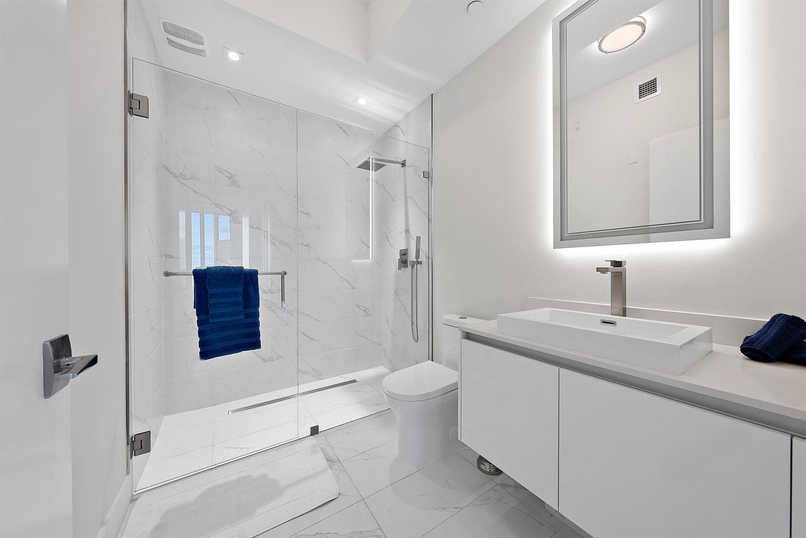 3100 N Ocean Drive 1002 photo 13