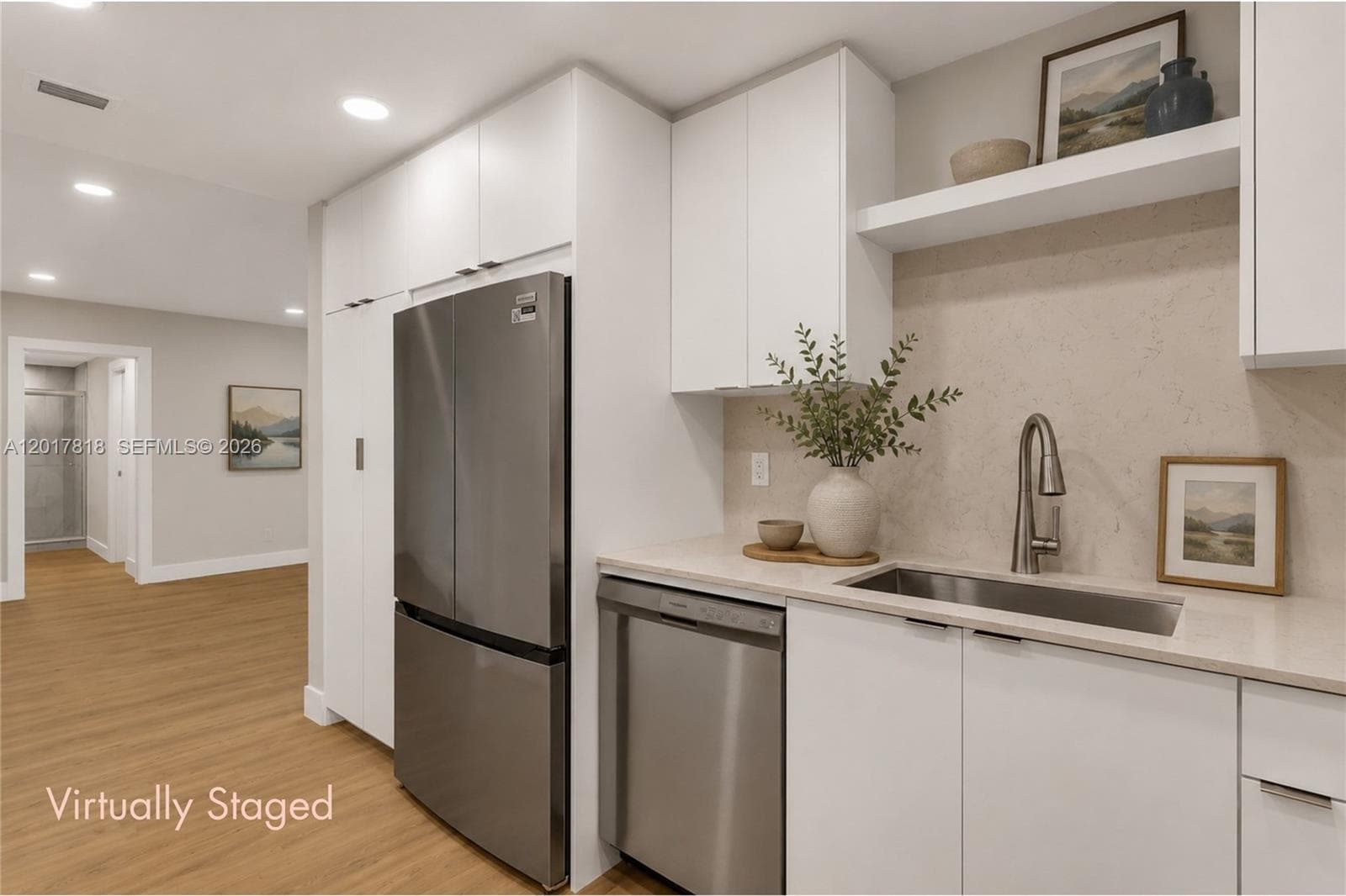 90 Edgewater Dr 525 photo 12
