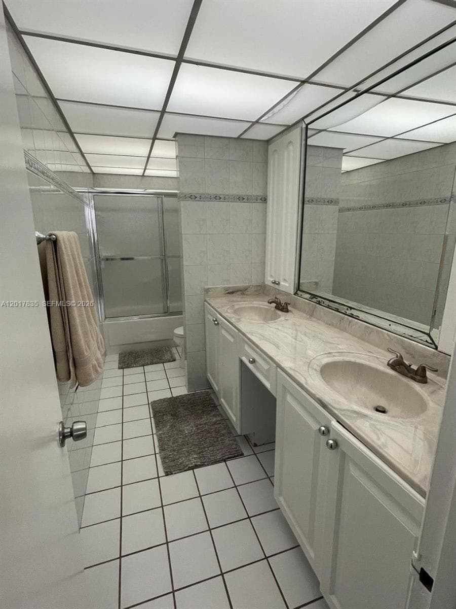 5005 Collins Ave 424 photo 15