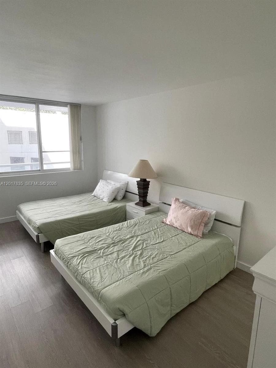 5005 Collins Ave 424 photo 11