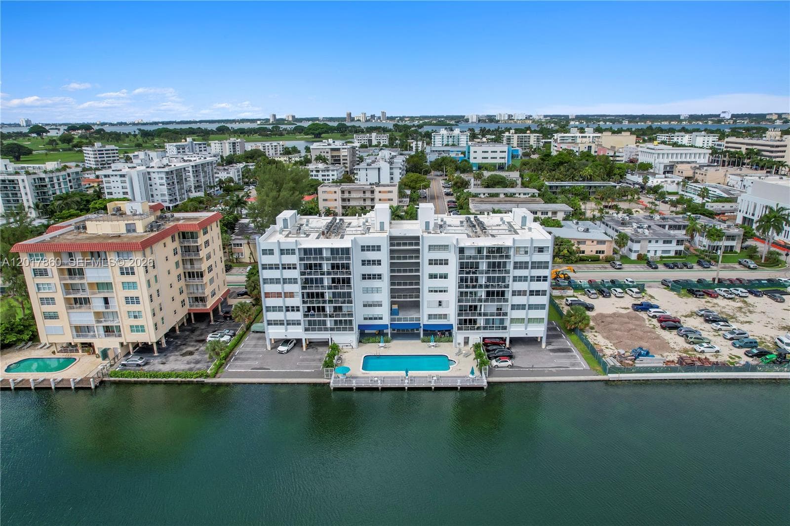 9381 E Bay Harbor Dr 301N photo 3