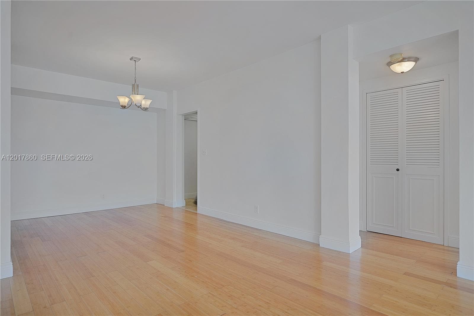 9381 E Bay Harbor Dr 301N photo 21