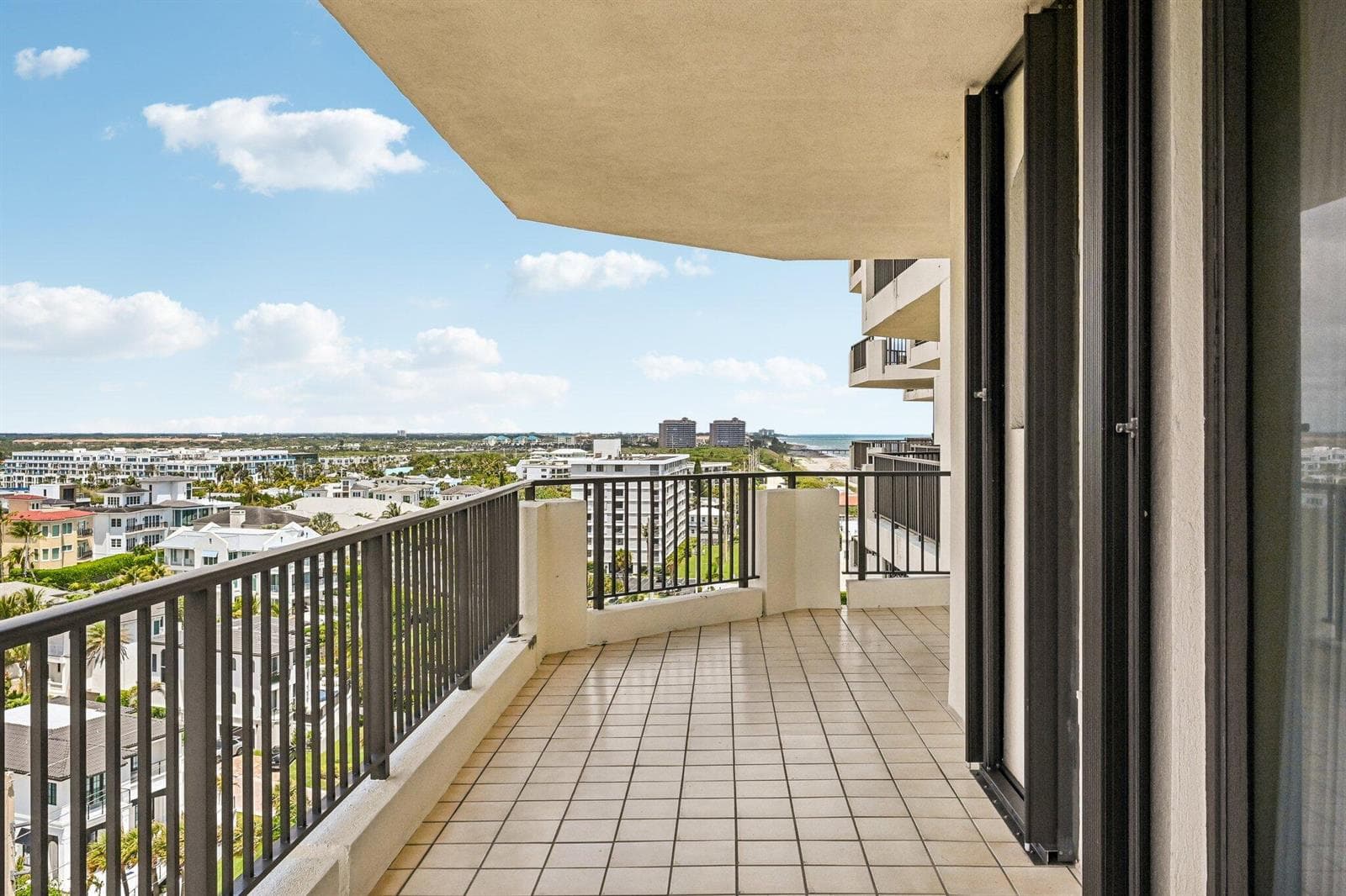 800 Ocean Drive 1105 photo 20