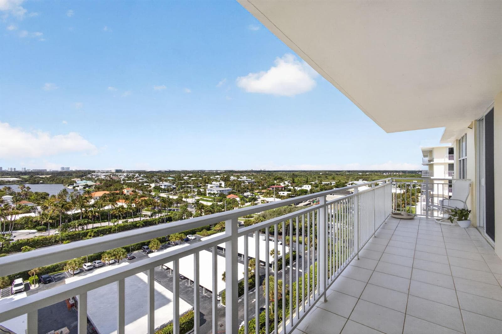 500 Ocean Drive E-11b photo 2