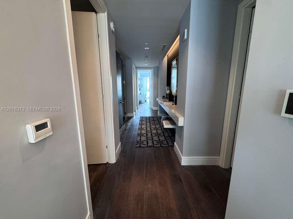3250 NE 188th St 408 photo 10