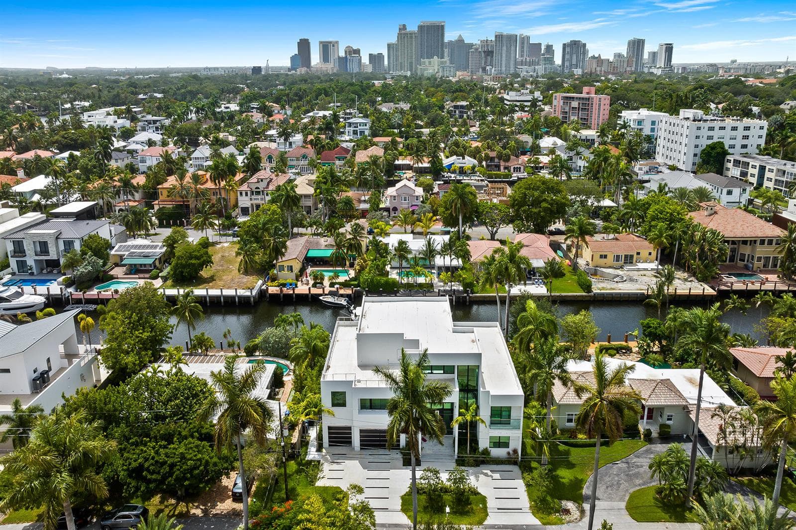 401 Lido Drive 401 photo 4