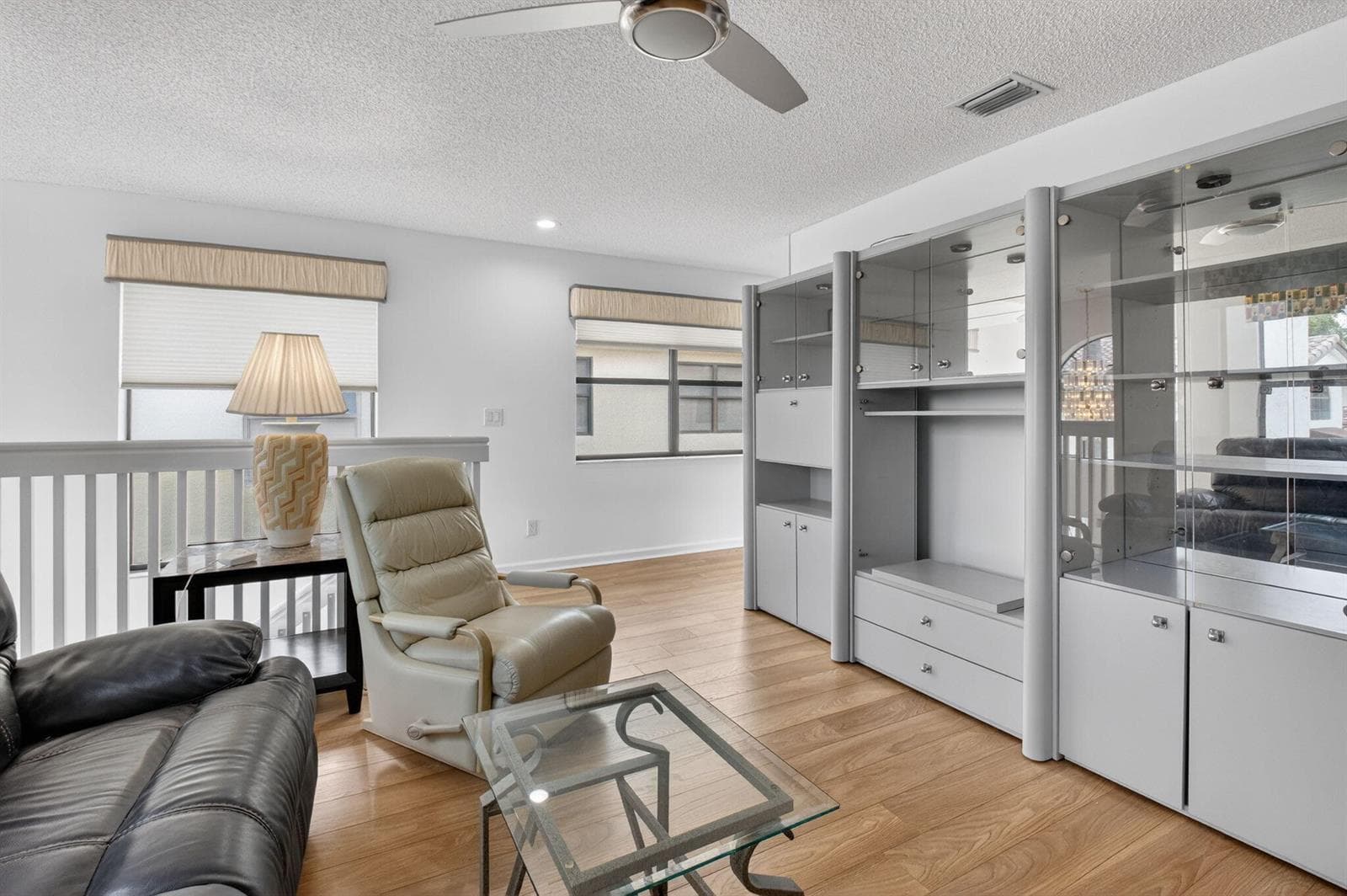 10039 S 53rd Way S 2303 photo 6