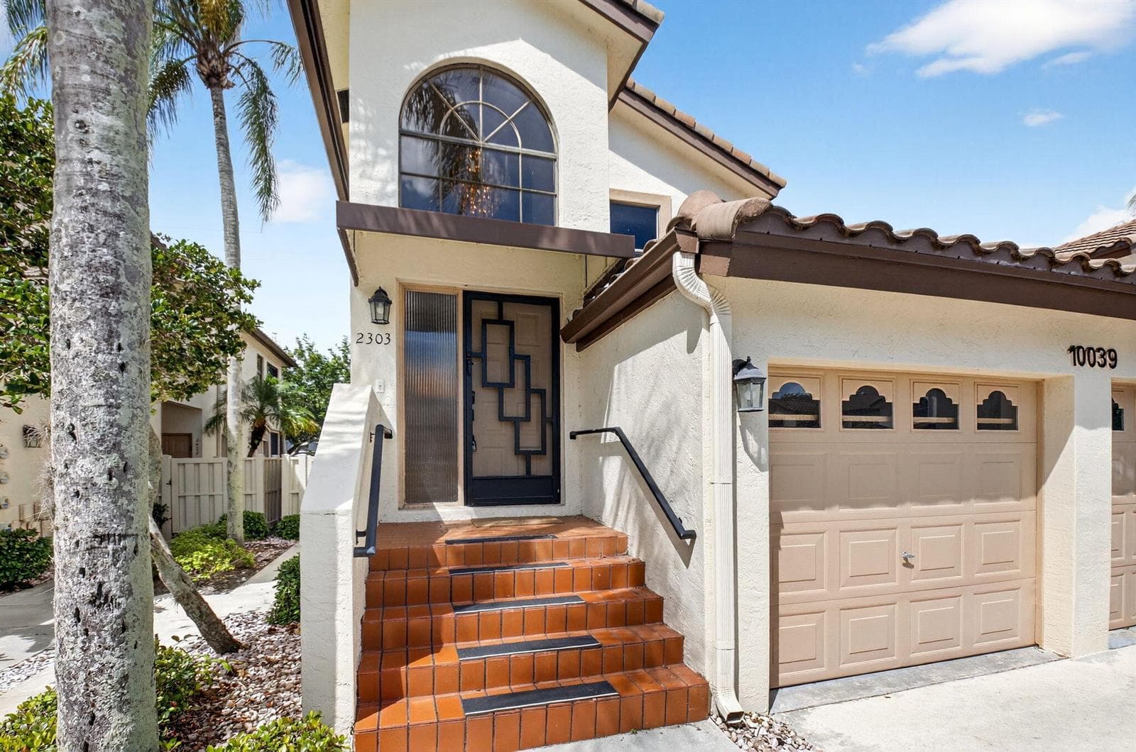 10039 S 53rd Way S 2303 photo 1