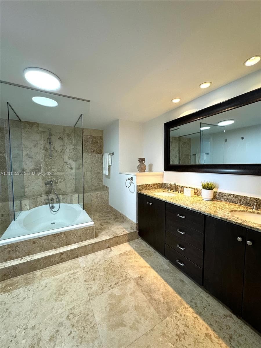 2100 S Ocean Ln 2308 photo 9