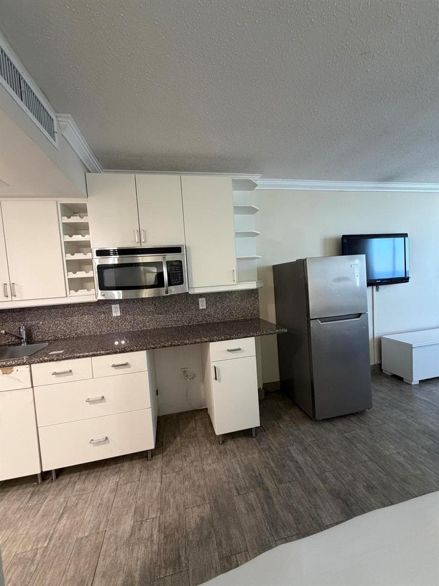 19201 Collins Avenue 1122 photo 9
