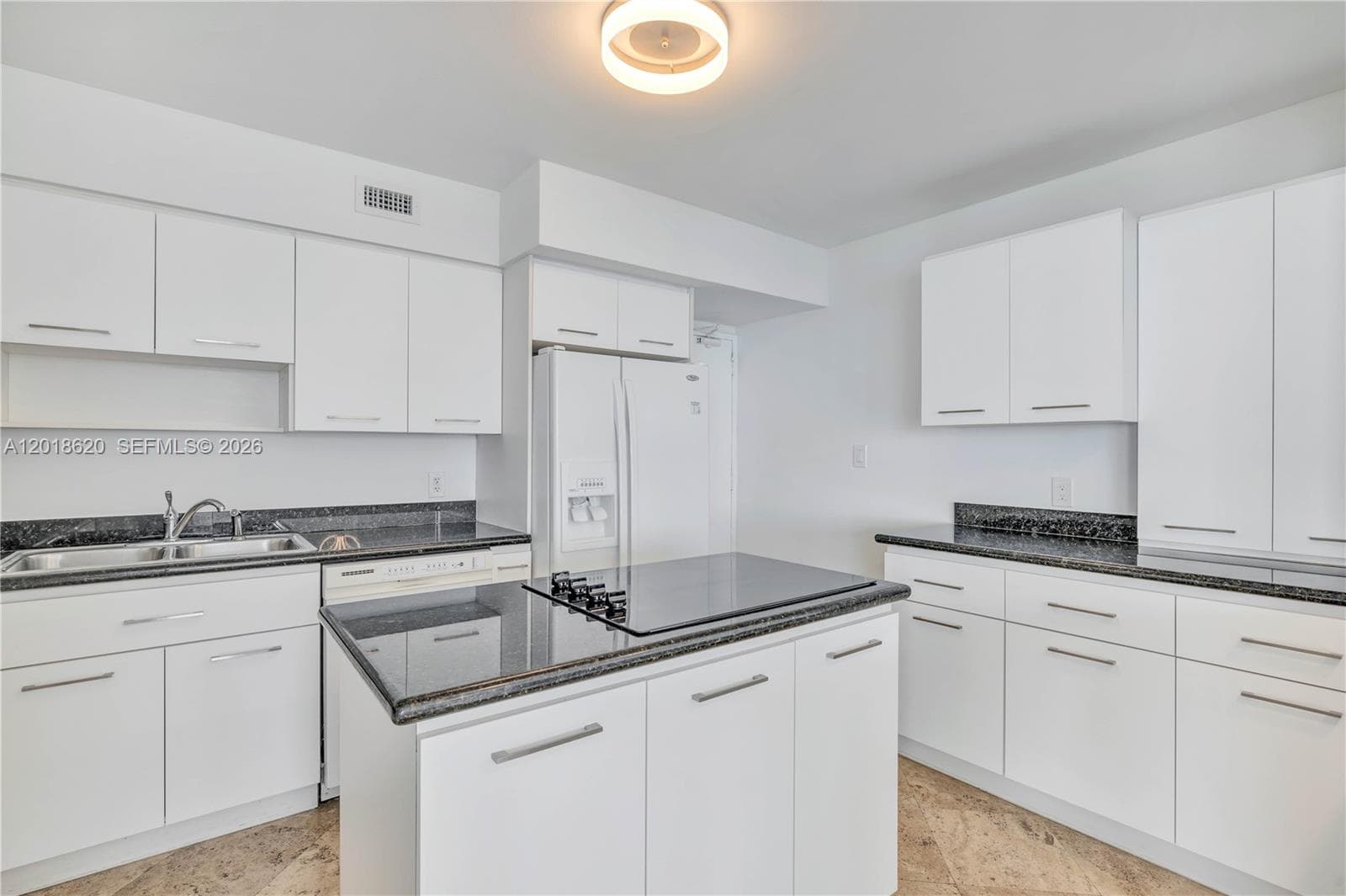 5151 Collins Ave 1627 photo 10