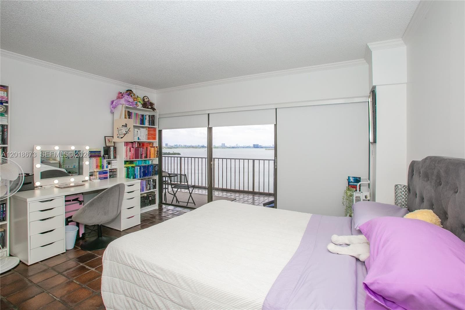 1800 NE 114th St 1207 photo 6
