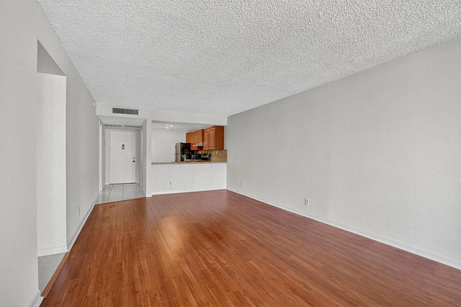 11 Royal Palm Way 3040 photo 14