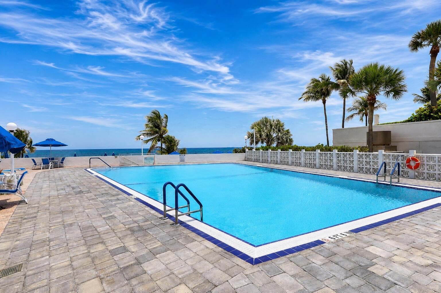4250 Galt Ocean Drive 9g photo 3