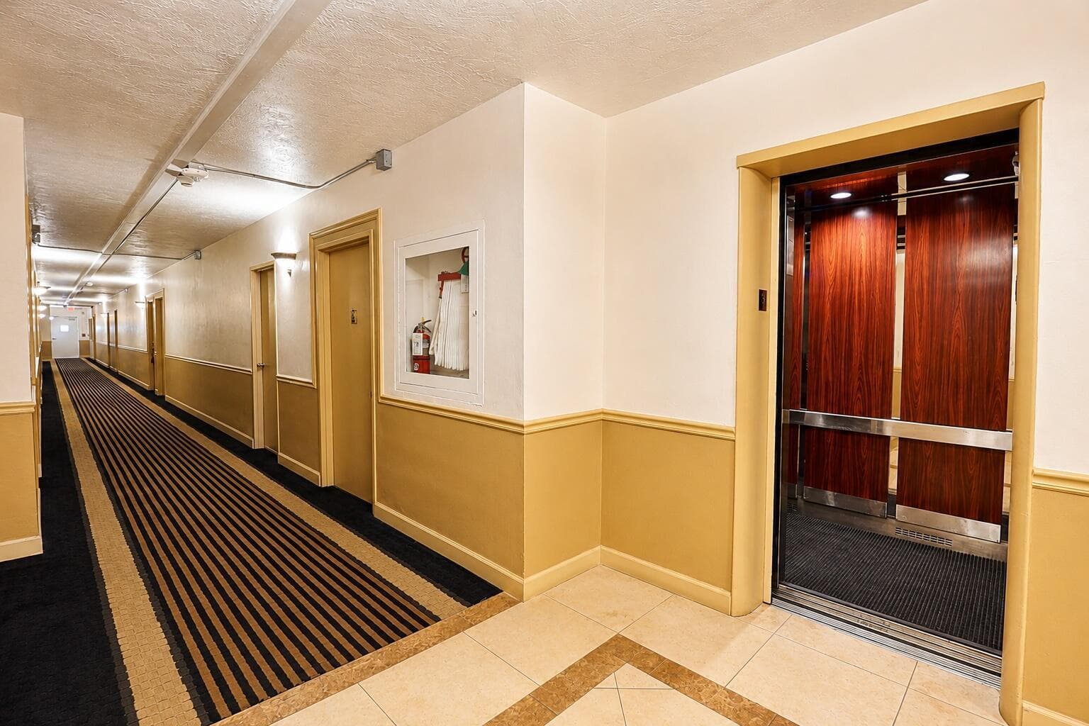 4250 Galt Ocean Drive 9g photo 25