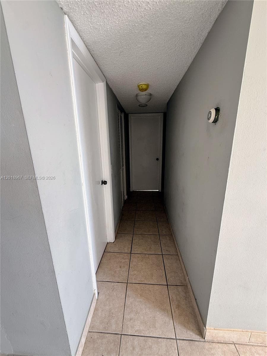 2025 NE 164th St 810 photo 11