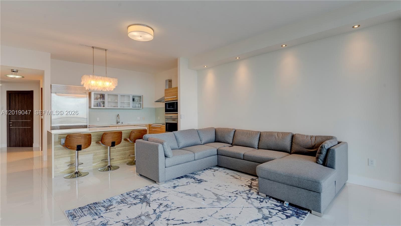 2020 N Bayshore Dr 1905 photo 18