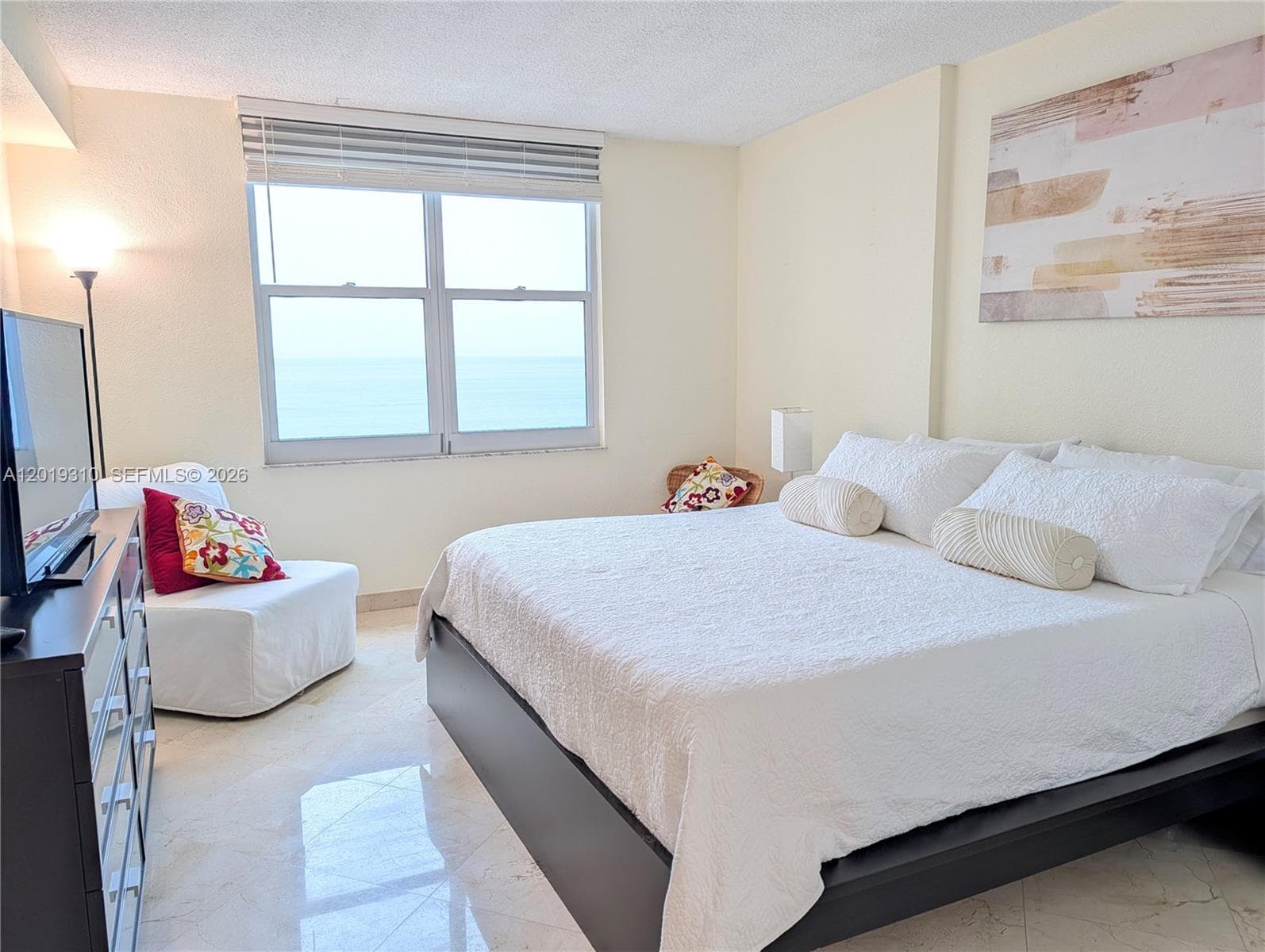2501 S Ocean Dr 1021 photo 3