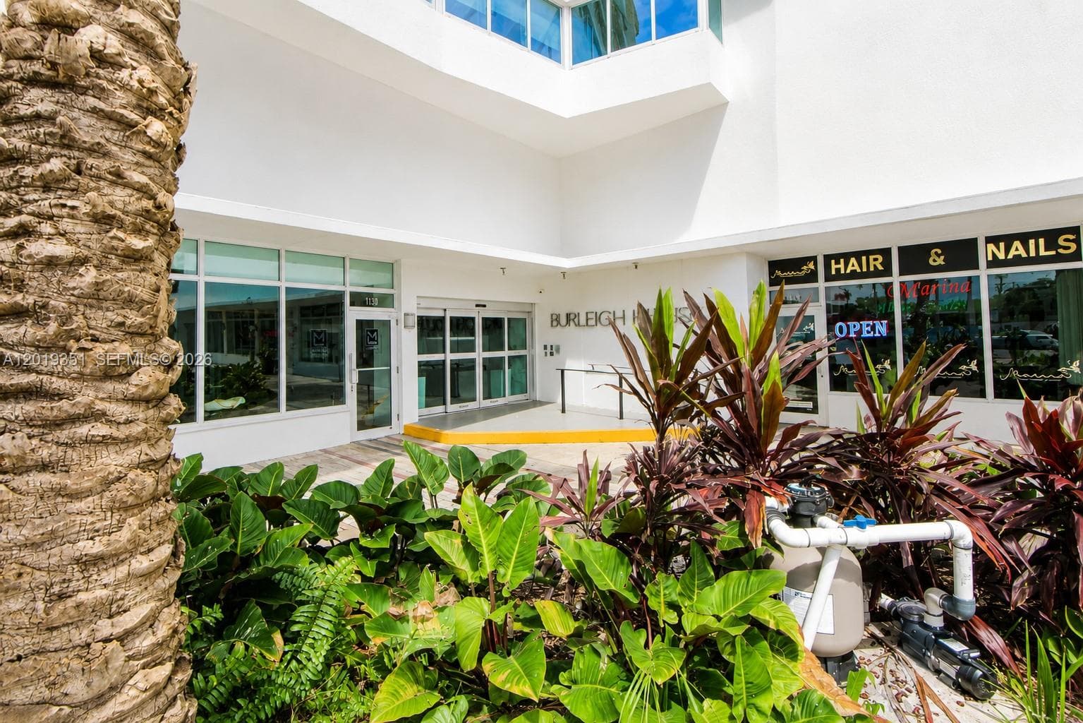 7135 Collins Ave 912 photo 3