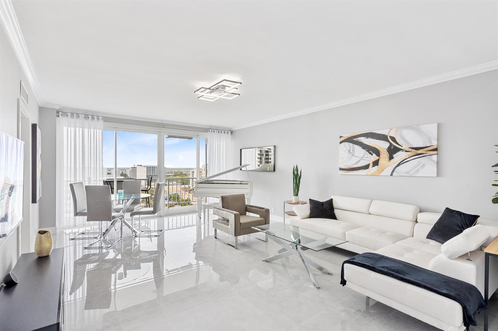 2800 E Sunrise Boulevard 19d photo 16