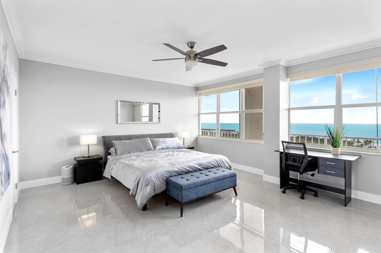 2800 E Sunrise Boulevard 19d photo 1